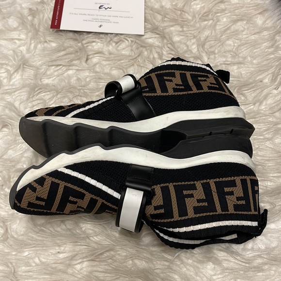 📌📌📌SOLD📌📌📌Fendi sneakers “Rockoko sneakers with two-toned running shoe “ - Picture 11 of 12